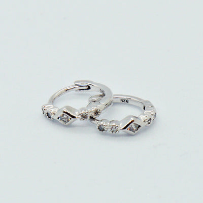 Jaya Mini Earring